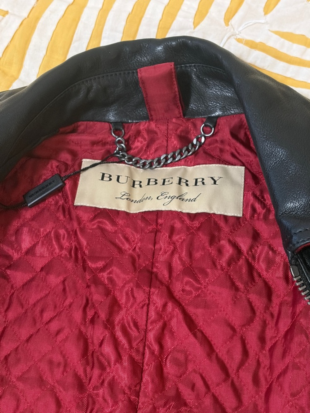 Burberry Black Quilted Shoulder Leather Moto Jacket with Red Lining - Picture 5 of 6
